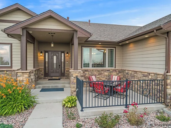 8170 Ridge Rd, Cheyenne, WY 82009