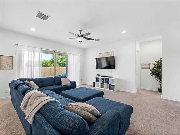 4th image of 21080 E Domingo Rd