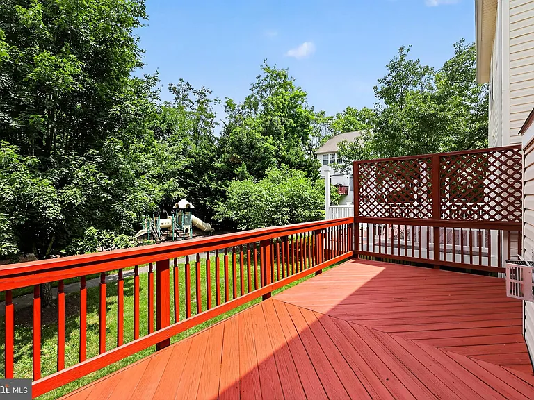 11715 Gunners Dr — Photo 43