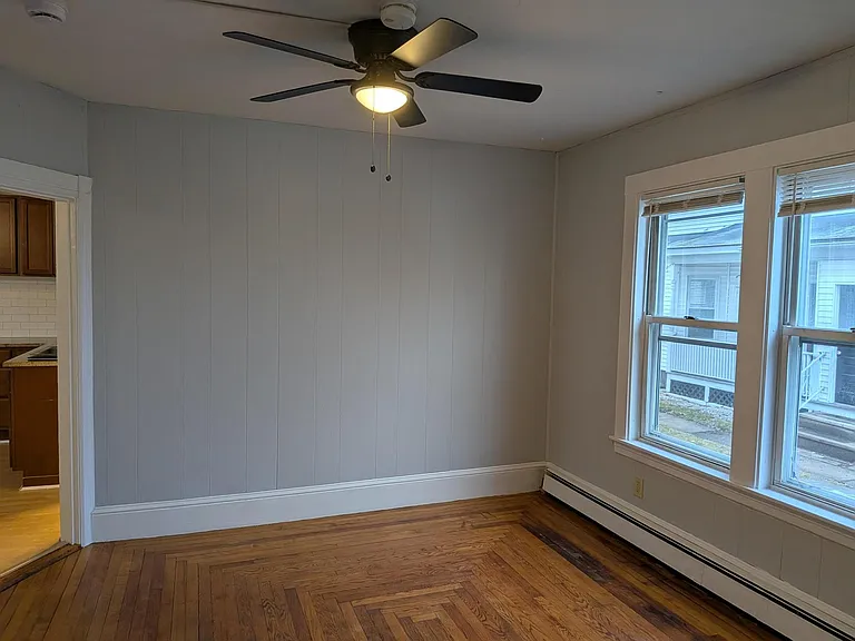 607 Hevey St #1R — Photo 10