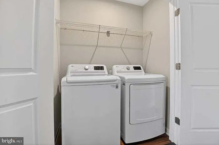 1 bed, 1.5 bath, 120 sqft, $1,000 — Photo 4