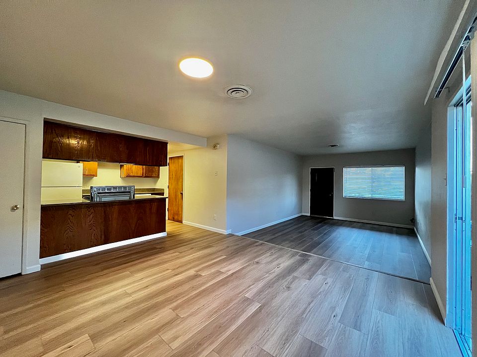 1st image of 332 Felton Way #332