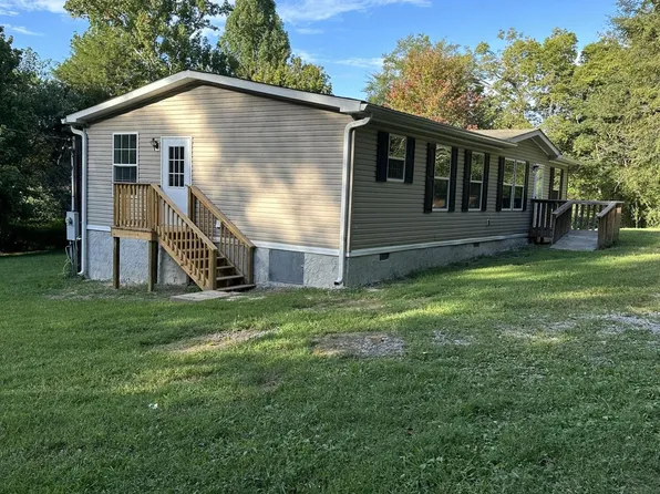 529 Johnston Cove Rd, Whitwell, TN 37397