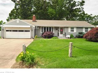 11 Oak St, East Hartford, CT 06118