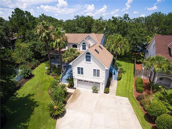 3rd image of 151 Zellwood Dr