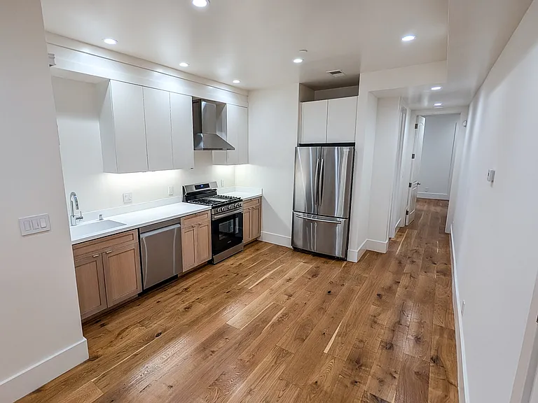 615 Minna St #A — Photo 2