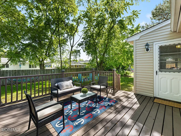 2202 Beach Blvd — Photo 24