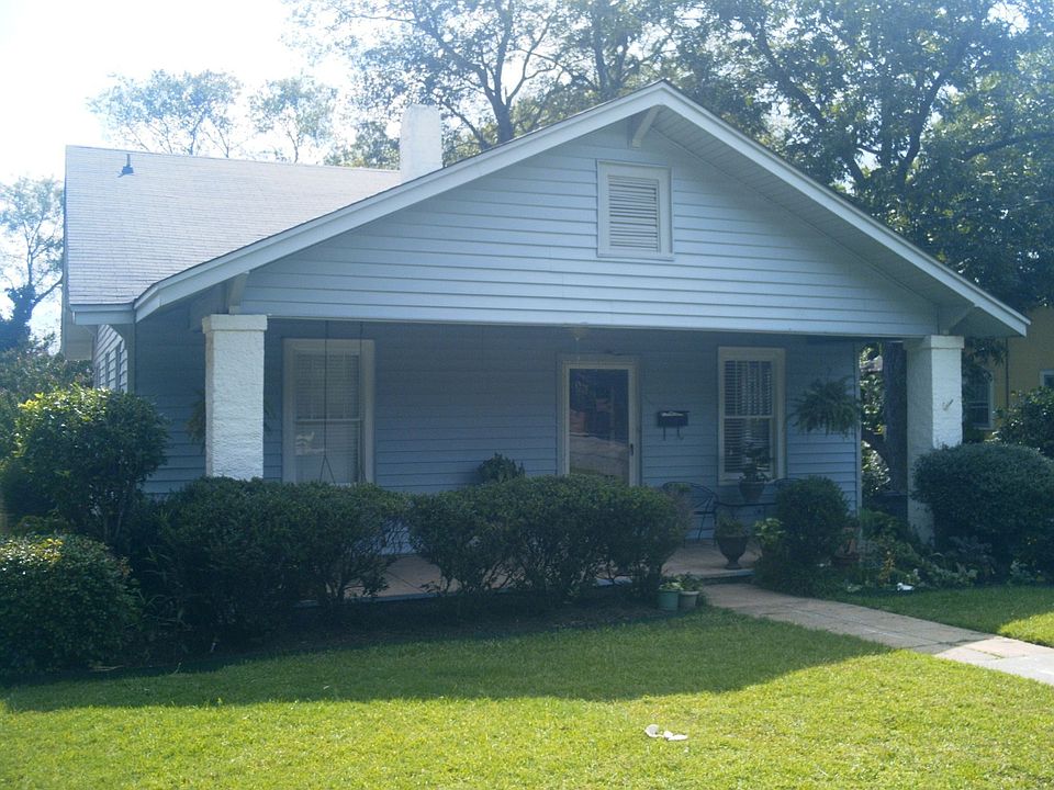 Nice Front Porch Swing!