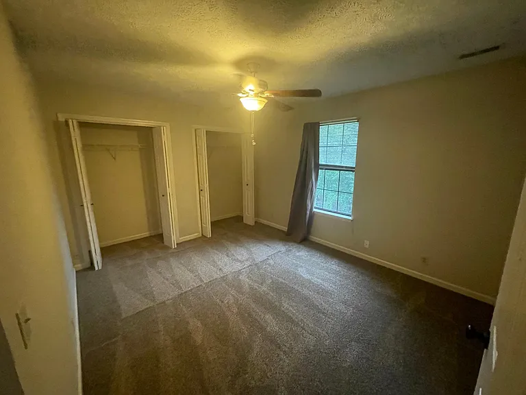1013 Cobble Pl — Photo 25