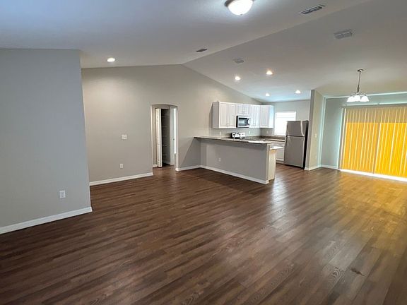 3rd image of 3628 SE 134th St