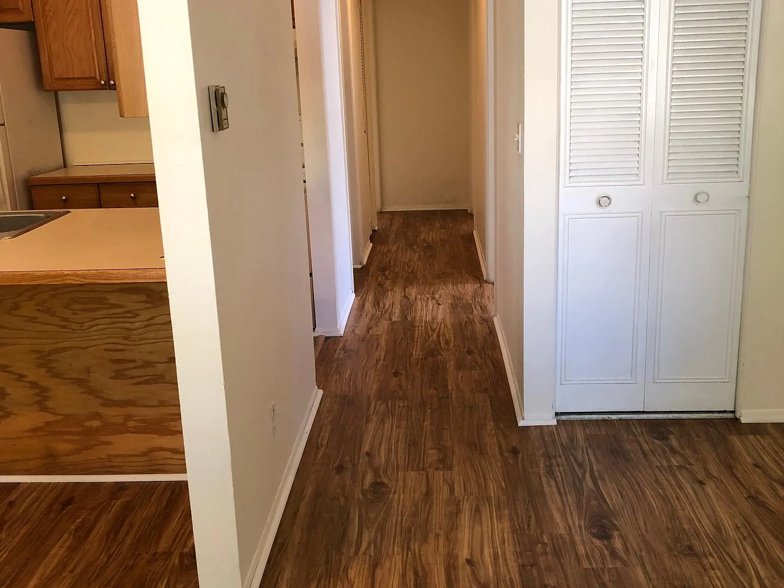 6 bed, 3520 sqft, $4,650 — Photo 4