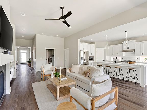 4th image of 3031 NE Moreno Pl