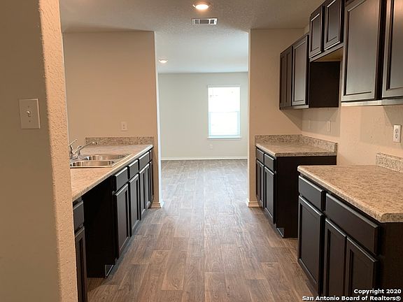 3rd image of 11819 Honey Creek Dr