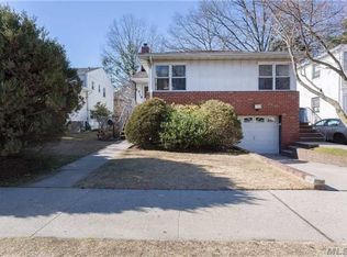 3016 Corporal Kennedy St, Bayside, NY 11360