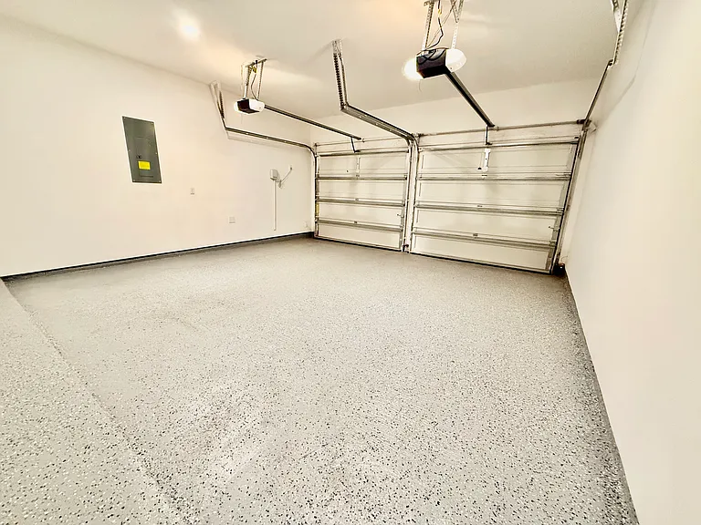 18415 Circle Bar Ranch Ct — Photo 16