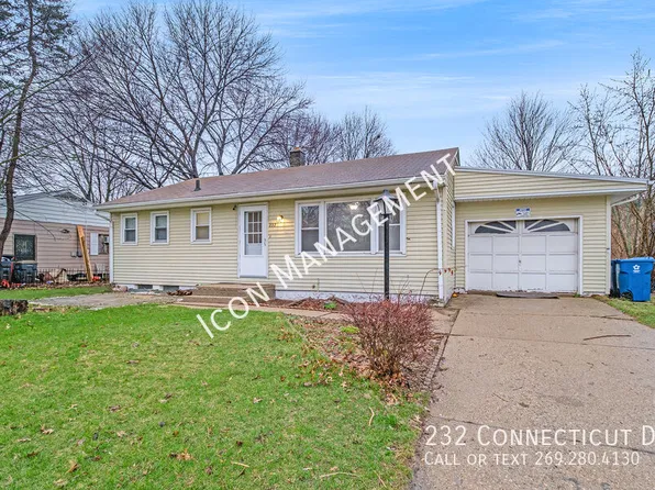 232 Connecticut Dr, Portage, MI 49024