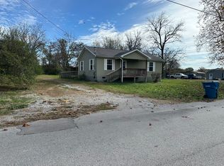 205 3rd Ave N, Baxter, TN 38544
