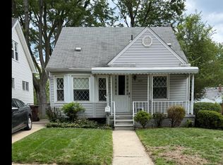 4437 Washington St, Wayne, MI 48184
