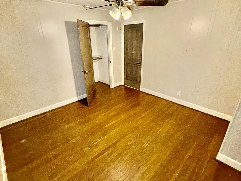 629 Westford St — Photo 6