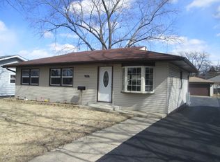 3743 Sangamon St, Steger, IL 60475