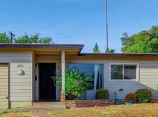 2433 Laredo Rd, Sacramento, CA 95825