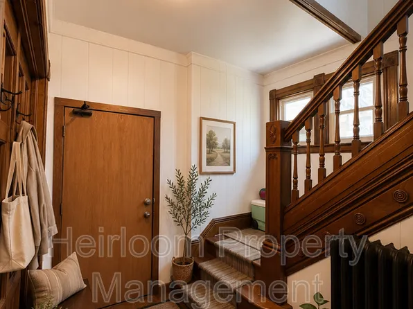 2125 E Superior St, Duluth, MN