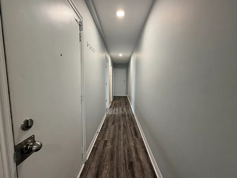 50 Penetang St #2 — Photo 10