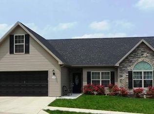 104 Ashmore Ct, Radcliff, KY 40160