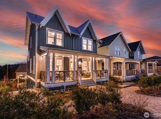 11 Horizon Street, Pacific Beach, WA 98571