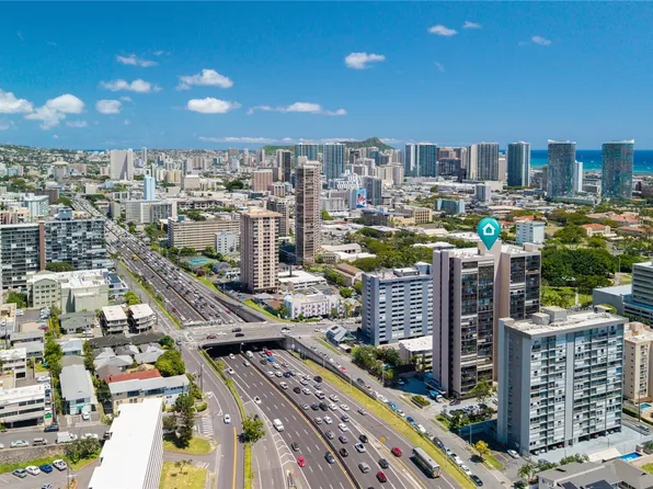 775 Kinalau Pl APT 1503, Honolulu, HI 96813