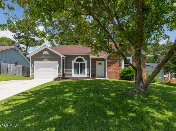 2627 Idlebrook Circle, Midway Park, NC 28544