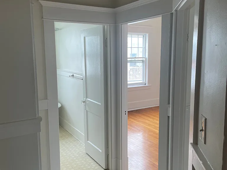 634 Union St #11 — Photo 5
