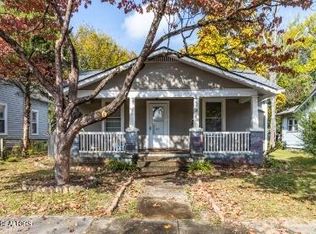 317 E Springdale Ave, Knoxville, TN 37917