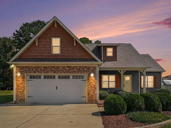 110 Woolrich Dr, Kenly, NC 27542