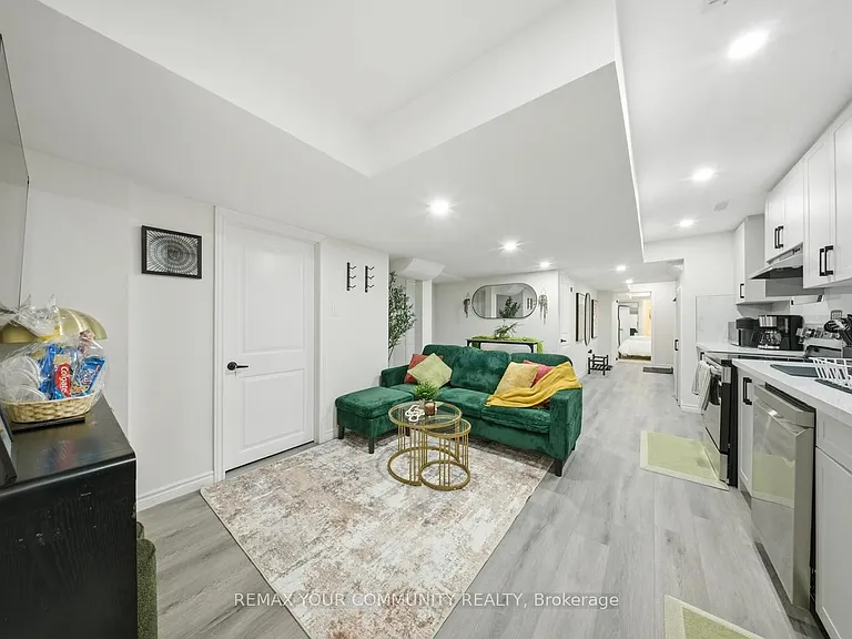 43 Tweedhill Ave #BASEMENT — Photo 6