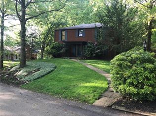 1908 Hampstead Dr, Pittsburgh, PA 15235