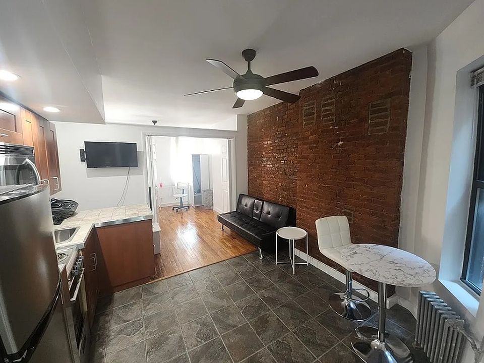 1st image of 529 W 48th St APT 14