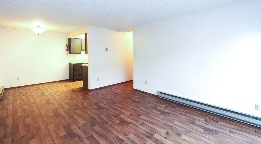 Building Photo - 8732 Phinney Ave N #302