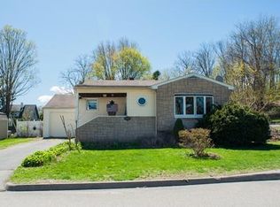 11 Chino Ave, Worcester, MA 01605