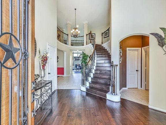 4th image of 9943 Heritage Water Ct