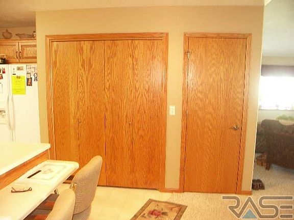 4th image of 211 Cashin Dr