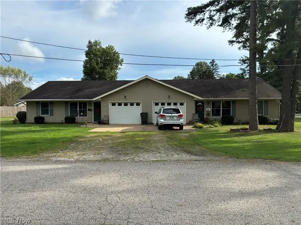 400 Park Dr SE, Brewster, OH 44613