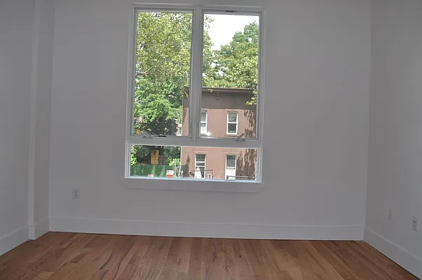 Rented by At Home Realty NY LLC | media 32