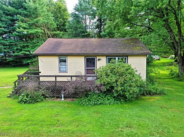905 Owsley St, Masury, OH 44438