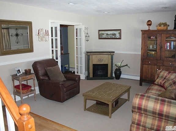 3rd image of 11 Fowler Ln