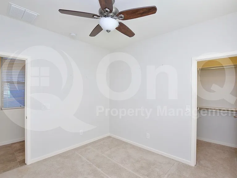 2814 E Quenton St — Photo 11