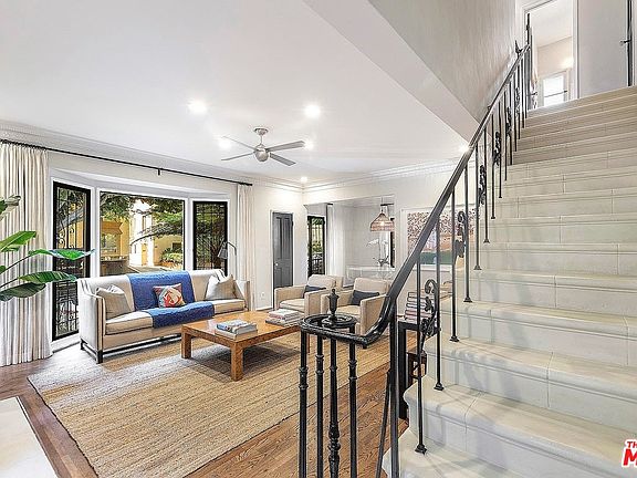 4th image of 1248 N Flores St #1