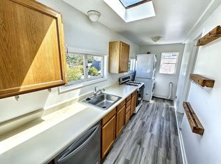534 63rd St, Oakland, CA 94609