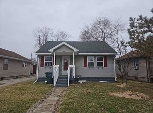 1708 W 11th St, Muncie, IN 47302