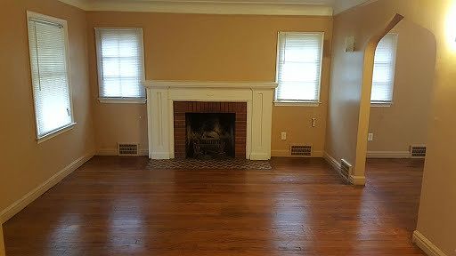 2nd image of 16918 Sorrento St